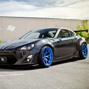 Meet your Posher, Kolby